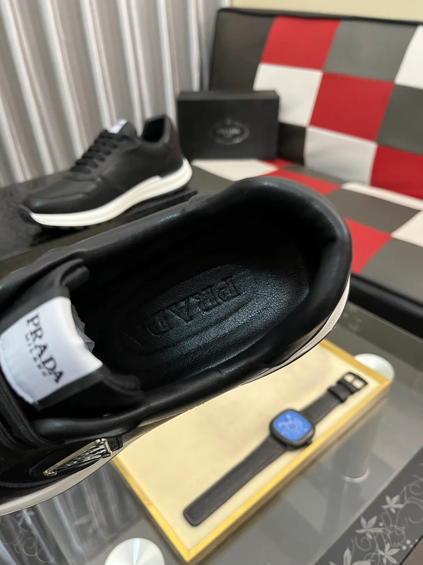 Men's shoes 💰420⌚️⌚️【PRADA】Prada casual shoes, originally developed 1:1, made of high-mercerized cowhide with imported cowhide, silk sheepskin lining, rubber outsole, comfortable and soft on the foot, size: 38-442️⃣Colors available